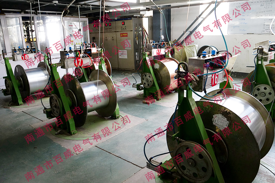 WIRE TAKE-UP RACK OF ENAMELLER